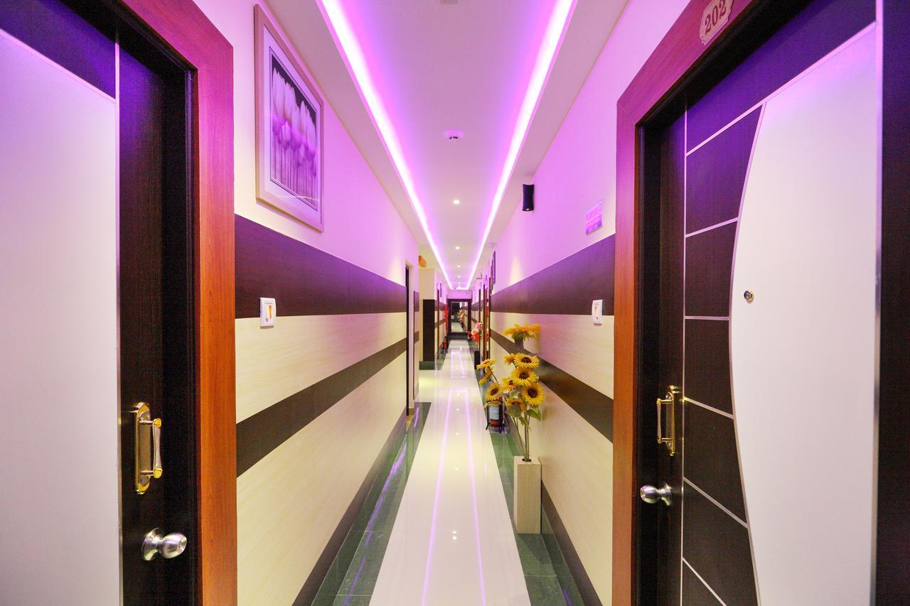 Royal Grand Bed & Breakfast Tambaram Ngoại thất bức ảnh