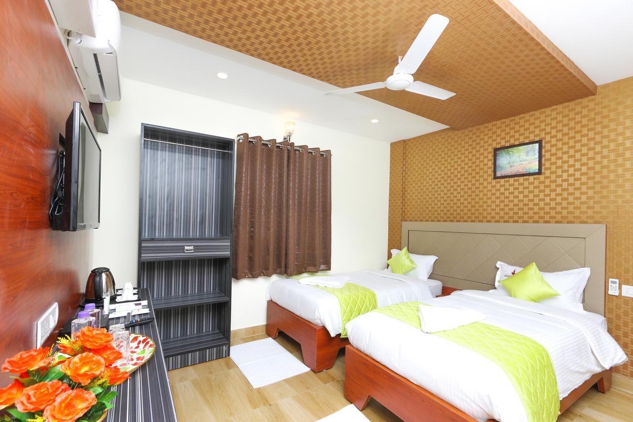 Royal Grand Bed & Breakfast Tambaram Ngoại thất bức ảnh