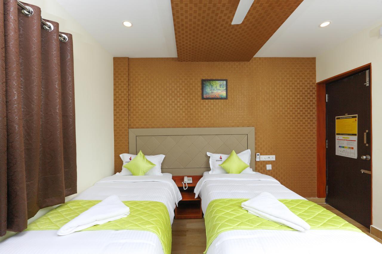Royal Grand Bed & Breakfast Tambaram Ngoại thất bức ảnh