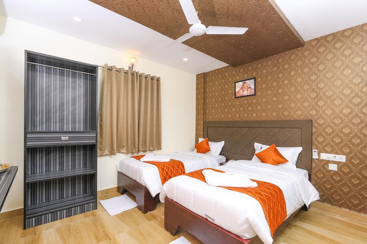 Royal Grand Bed & Breakfast Tambaram Ngoại thất bức ảnh